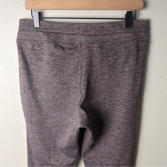 Lululemon Women’s Engineered Warmth Joggers - Picture 9 of 10